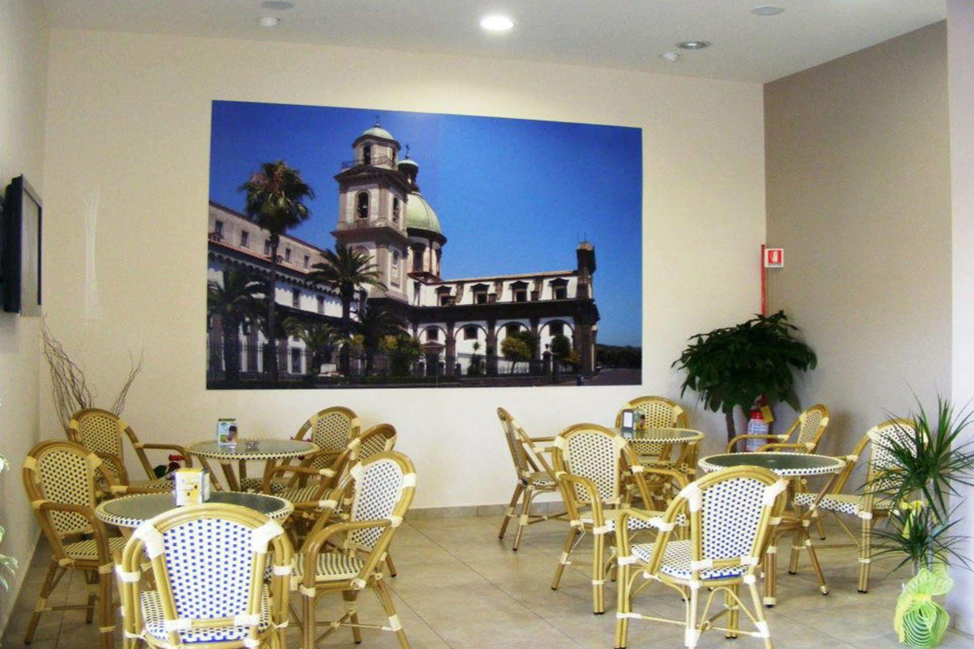 Hotel La Casa Del Pellegrino Sant' Anastasia Экстерьер фото